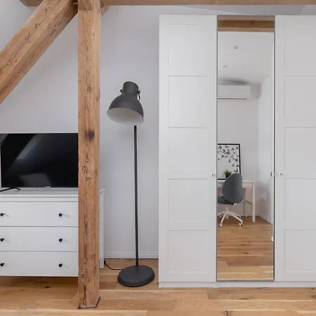 Apartment Centrum Studio Styczynskiego By Renters Katowice