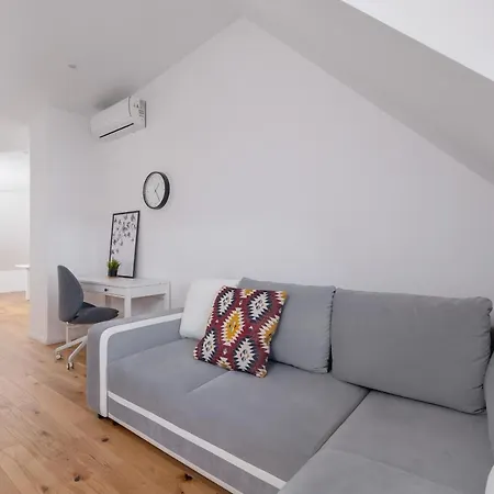 Centrum Studio Styczynskiego By Renters Katowice